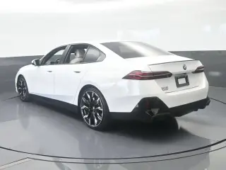 BMW Serie 5 2024 530i Sedán de 4 puertas