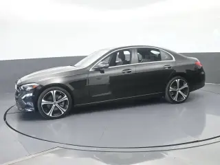 Mercedes-Benz Clase C 2025 Sedán de 4 puertas C 300
