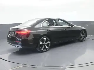 Mercedes-Benz Clase C 2025 Sedán de 4 puertas C 300