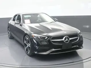Mercedes-Benz Clase C 2025 Sedán de 4 puertas C 300