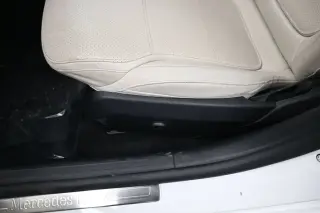 Mercedes-Benz Clase C 2025 Sedán C 300 de 4 puertas