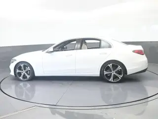 Mercedes-Benz Clase C 2025 Sedán C 300 de 4 puertas