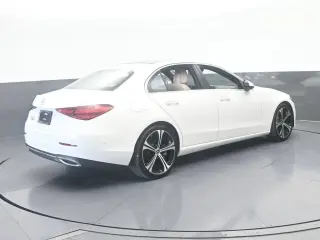 Mercedes-Benz Clase C 2025 Sedán C 300 de 4 puertas