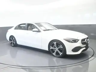 Mercedes-Benz Clase C 2025 Sedán de 4 puertas C 300