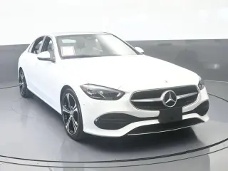 Mercedes-Benz Clase C 2025 Sedán de 4 puertas C 300