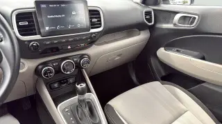 Hyundai VENUE 2025 SEL 4 puertas Crossover