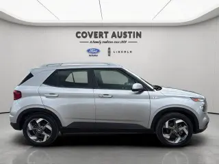 Hyundai VENUE 2025 SEL 4 puertas Crossover