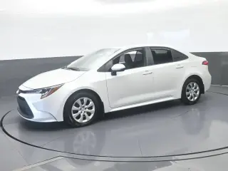 Toyota Corolla 2026 LE 4dr Sedán