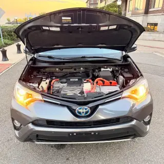 2018 Toyota RAV4 HYBRID