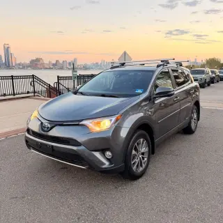 2018 Toyota RAV4 HYBRID