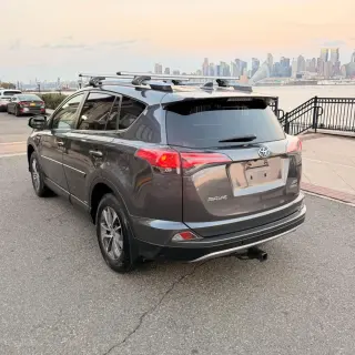 2018 Toyota RAV4 HYBRID