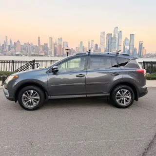 2018 Toyota RAV4 HYBRID