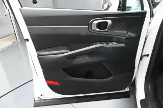 Kia Sorento 2023 LX SUV de 4 puertas