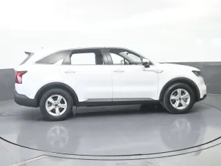 Kia Sorento 2023 LX SUV de 4 puertas