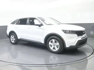 Kia Sorento 2023 LX SUV de 4 puertas