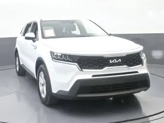 Kia Sorento 2023 LX SUV de 4 puertas