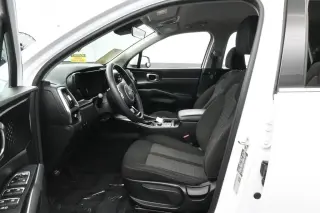 Kia Sorento 2023 LX SUV de 4 puertas