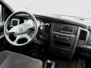 2003 DODGE RAM 1500 QUAD CAB