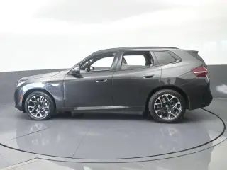 BMW X3 2025 AWD 30 xDrive Vehículo de Actividad Deportiva de 4 puertas
