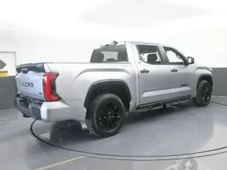 Toyota Tundra 2024 4x2 SR5 4dr CrewMax Cab Pickup SB