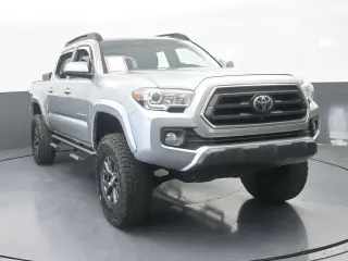 Toyota Tacoma 2021 4x2 SR5 4 puertas Doble Cabina 5.0 pies SB