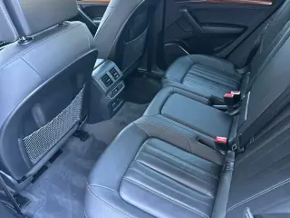 Audi Q5 2023 AWD quattro S line Premium 45 TFSI 4dr SUV