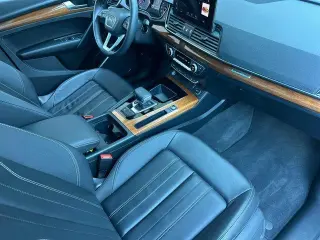 Audi Q5 2023 AWD quattro S line Premium 45 TFSI 4dr SUV