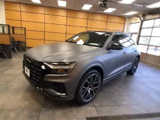 Audi Q8 2023 AWD quattro Premium Plus 55 TFSI SUV de 4 puertas