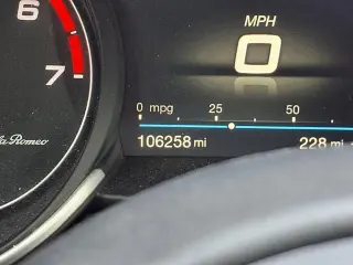 Alfa Romeo Giulia 2019 AWD Base 4dr Sedán