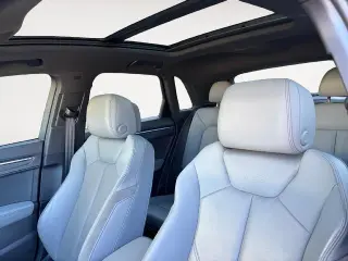 Audi Q3 2022 AWD quattro S line Premium Plus 45 TFSI SUV de 4 puertas