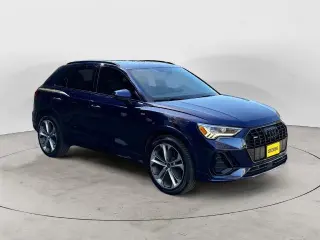 Audi Q3 2022 AWD quattro S line Premium Plus 45 TFSI SUV de 4 puertas