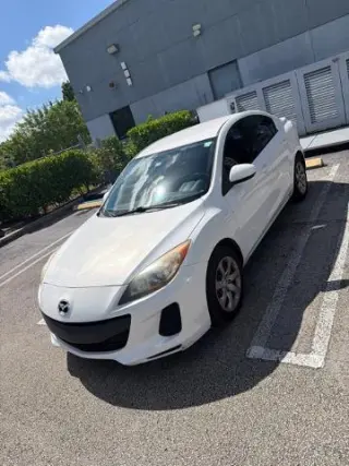 Mazda Mazda3 2013 i Sport Sedán de 4 puertas 6M