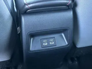 Toyota Corolla Híbrido 2024 SE Sedán de 4 puertas