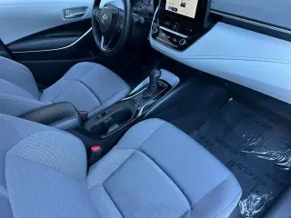 Toyota Corolla Híbrido 2024 SE Sedán de 4 puertas