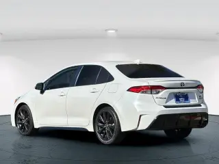 Toyota Corolla Híbrido 2024 SE Sedán de 4 puertas