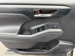 Toyota Highlander Hybrid 2020 AWD XLE SUV de 4 puertas