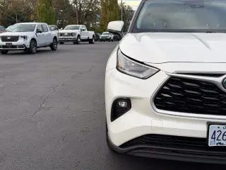 Toyota Highlander Hybrid 2020 AWD XLE SUV de 4 puertas