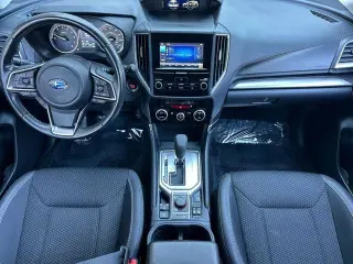 Crossover Subaru Forester 2024 AWD Premium de 4 puertas