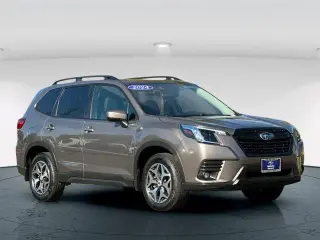 Crossover Subaru Forester 2024 AWD Premium de 4 puertas