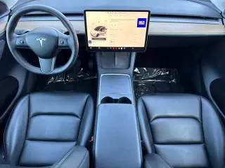 Tesla Model Y 2023 Tracción Total (AWD) Crossover de 4 puertas
