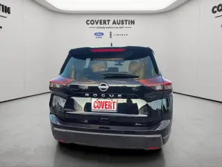Nissan Rogue 2025 SV Crossover de 4 puertas