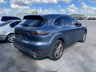 Porsche Cayenne 2019 SUV de 4 puertas con tracción en las cuatro ruedas (AWD)