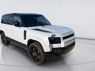 Land Rover Defender 2022 con tracción en las cuatro ruedas 110 X-Dynamic HSE de cuatro puertas SUV