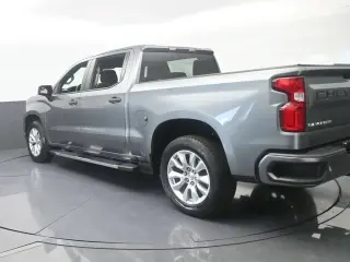 Chevrolet Silverado 1500 2021 4x2 Custom 4dr Crew Cab 5.8 ft. SB