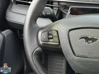 Ford Mustang Mach-E 2023 AWD Premium SUV de 4 puertas