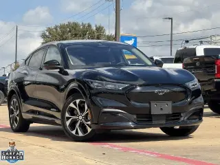 Ford Mustang Mach-E 2023 AWD Premium SUV de 4 puertas