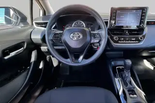 Sedán Toyota Corolla 2020 LE de 4 puertas