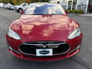 2014 Tesla Model S