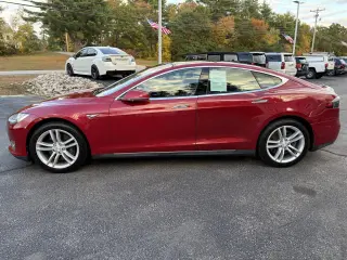 2014 Tesla Model S
