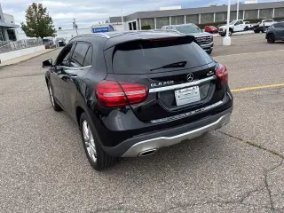 Mercedes-Benz GLA 2019 AWD GLA 250 4MATIC 4dr SUV